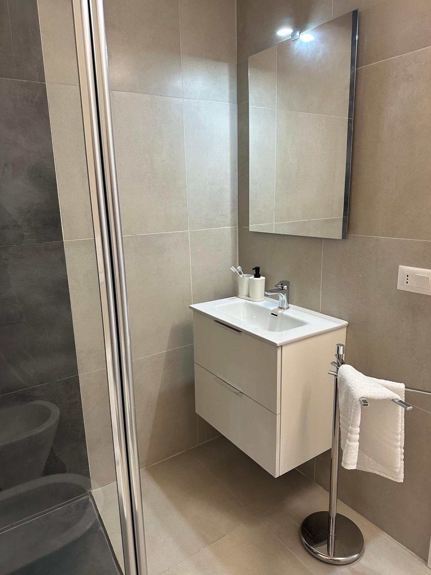 Mosaic Inn Genua Zewnętrze zdjęcie